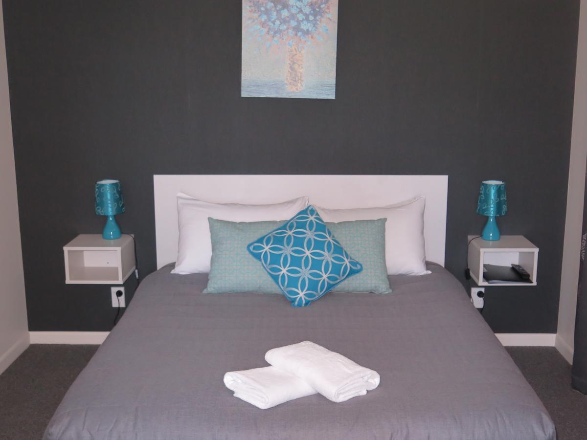 Wheels And Reels Accommodation Mossburn Bagian luar foto